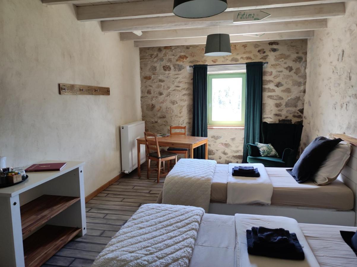 Les 5 Petits Lapins Bed & Breakfast Bar ภายนอก รูปภาพ